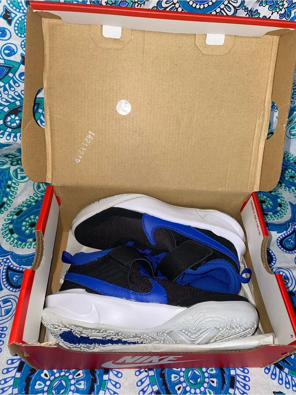 Nike lightweight sneaker